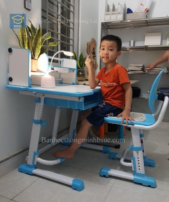 Bộ bàn học thông minh