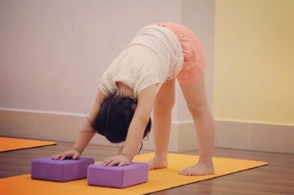 Gù lưng có chữa được không? Gù lưng có chữa được không?