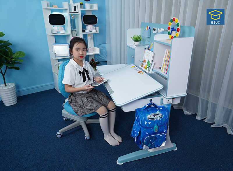 Món quà tuyệt vời dành tặng bé yêu, giúp chống gù chống cận cho bé.