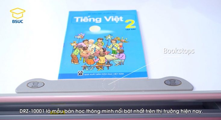 Mẫu bàn học thông minh được thiết kế Bookstop trên mặt bàn