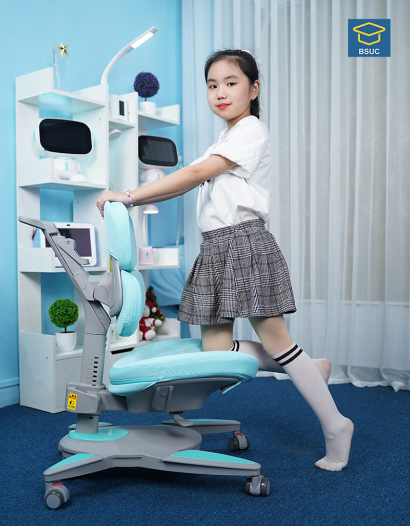 Ghế chống gù BSUC tạo cảm giác thoải mái tối ưu cho bé khi ngồi học.