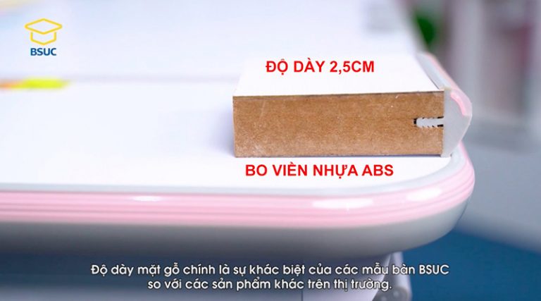 Độ dày của mặt bàn DRZ-8001 là 2,5cm, được bo viền bằng nhựa ABS cao cấp