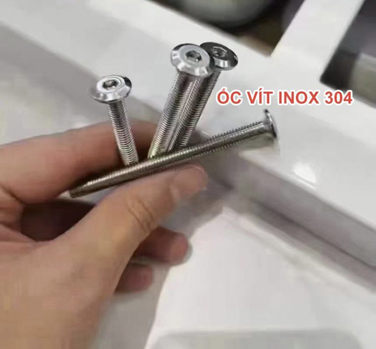 Bàn học DRZ-8001 dễ dàng nâng hạ chiều cao để phù hợp với sự phát triển của trẻ